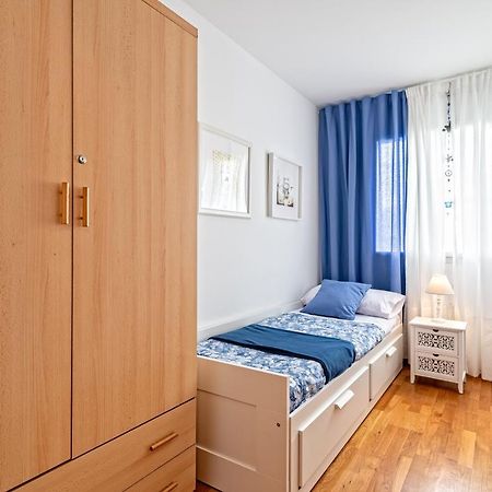 Calido Apartamento Con Piscina En Barcelona 里波列特 外观 照片