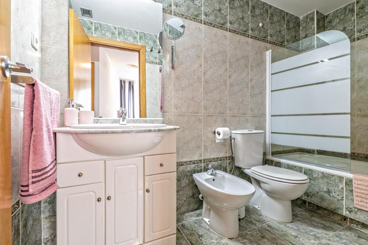 Calido Apartamento Con Piscina En Barcelona 里波列特 外观 照片