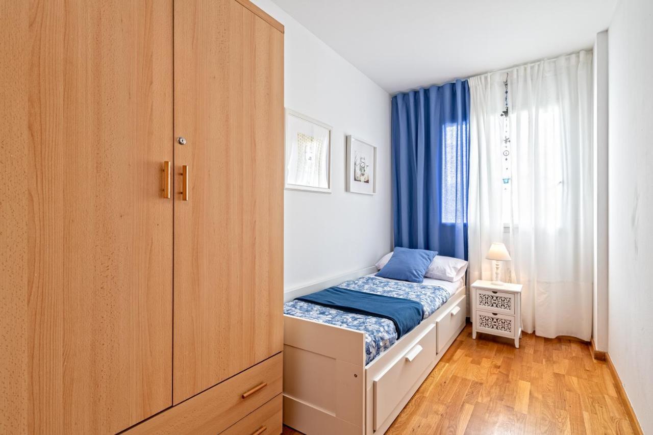 Calido Apartamento Con Piscina En Barcelona 里波列特 外观 照片