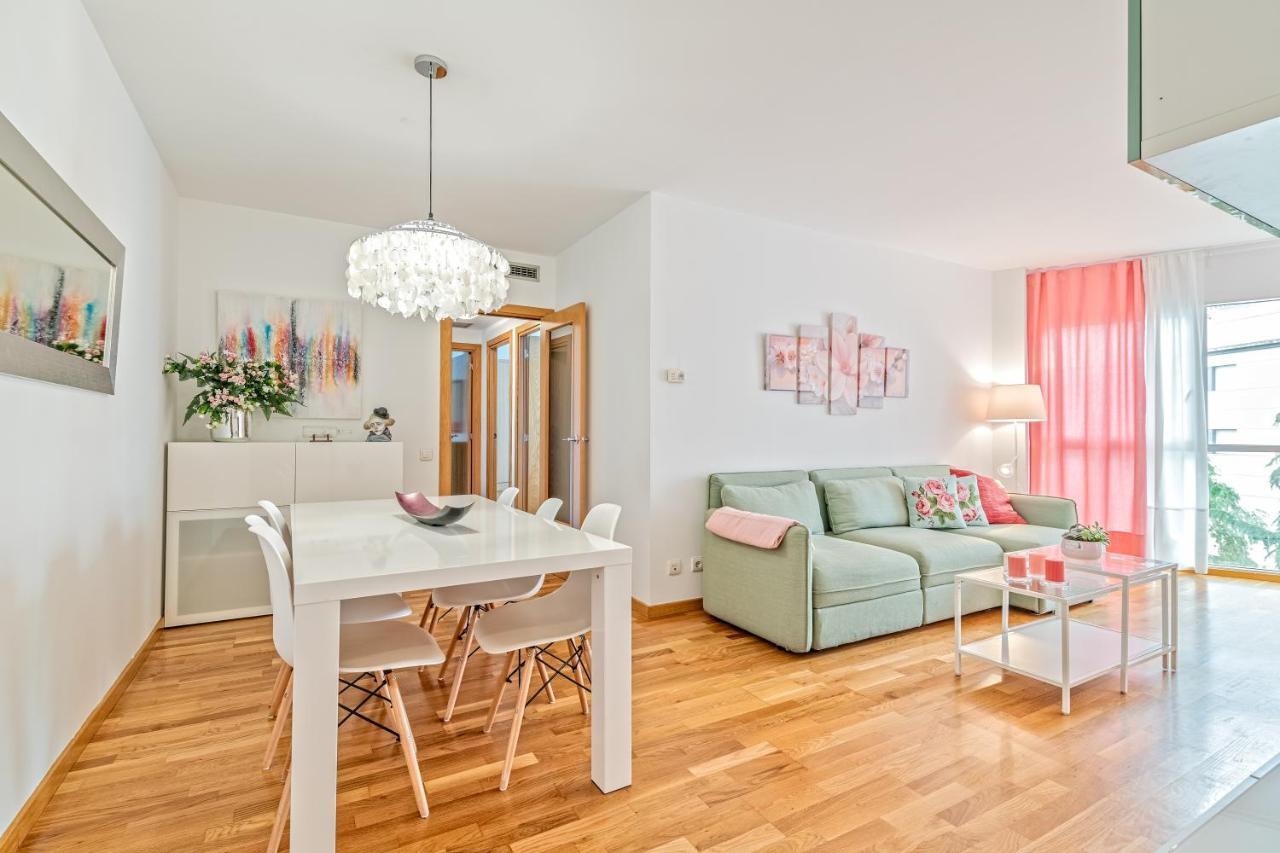 Calido Apartamento Con Piscina En Barcelona 里波列特 外观 照片