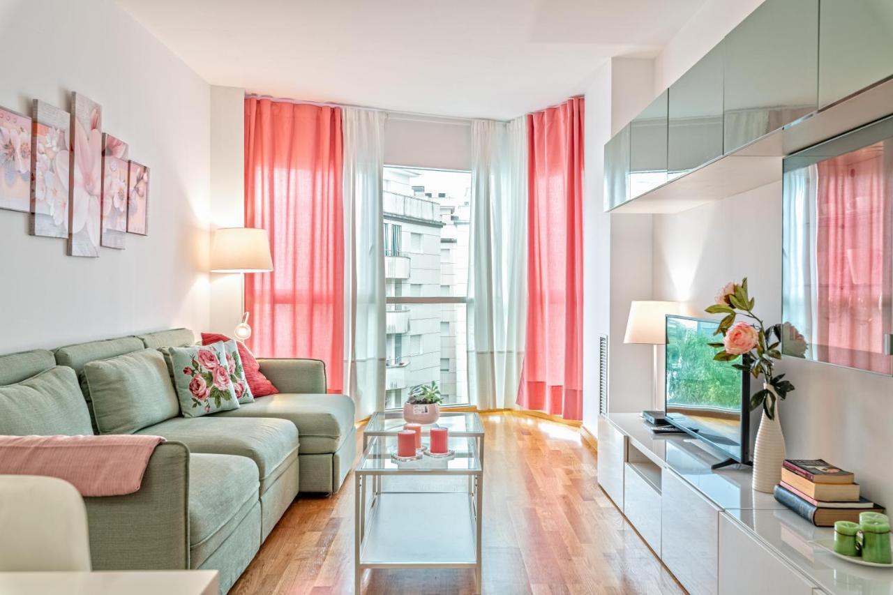 Calido Apartamento Con Piscina En Barcelona 里波列特 外观 照片